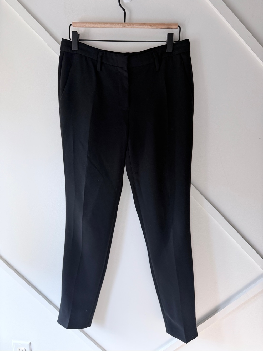 Aritzia Babaton Black Slim Tailored Dress Pants Size 4 Ankle Work Trousers